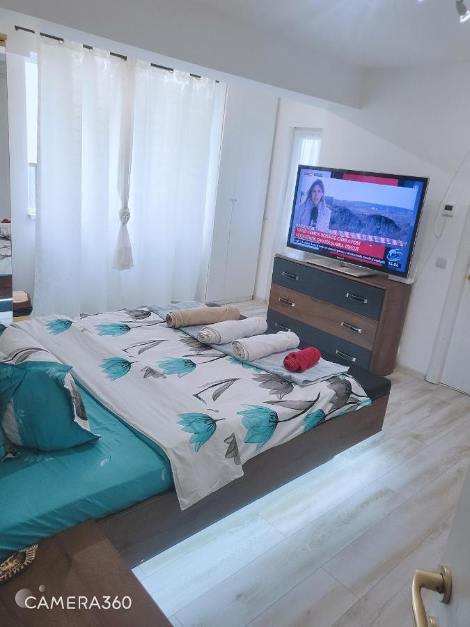 Etaj 4 fără lift. Garsoniera moderna, bloc nou Apartment Craiova Exterior foto