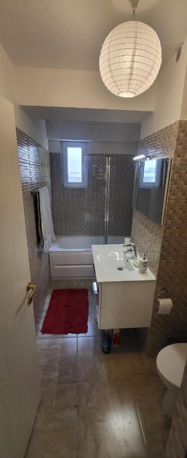 Etaj 4 fără lift. Garsoniera moderna, bloc nou Apartment Craiova Exterior foto
